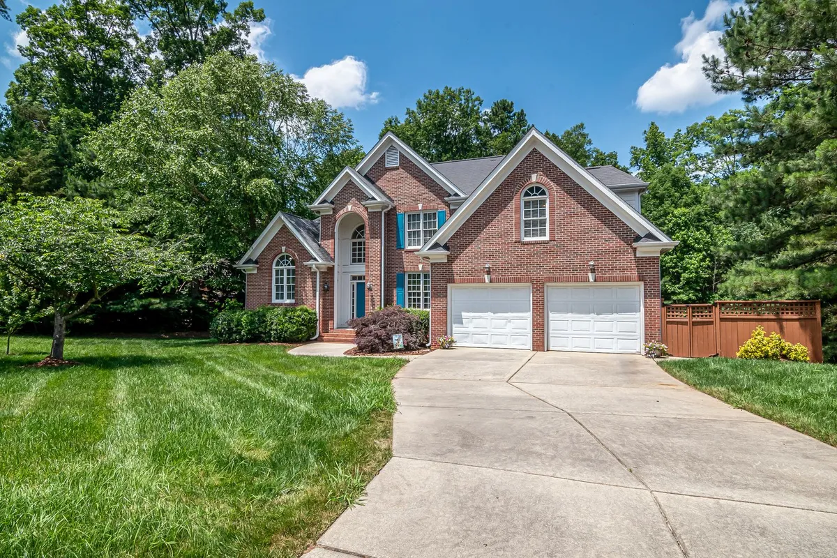 Garage Door Repair, Installation, and Service in Lakewood, OH